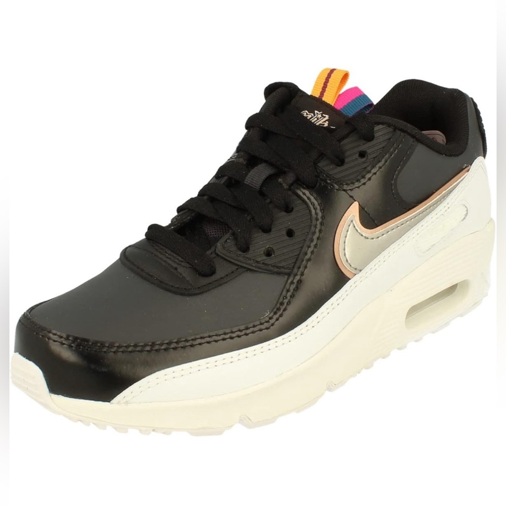NIB NIKE AIR MAX 90 SE LEATHER SPECIAL EDITION SIZE 6.5 Y SAME AS WOMAN 8.0 NEW